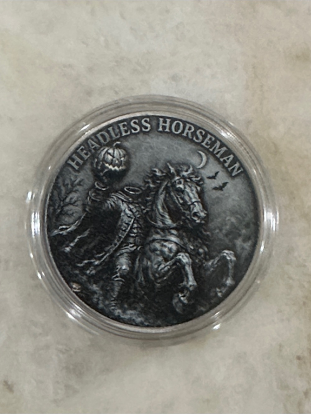 Headless Horseman Decorative Silver-Gray Collector Coin